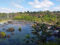 baixa-vazao-do-rio-iguacu-impacta-paisagem-das-cataratas;-fotos